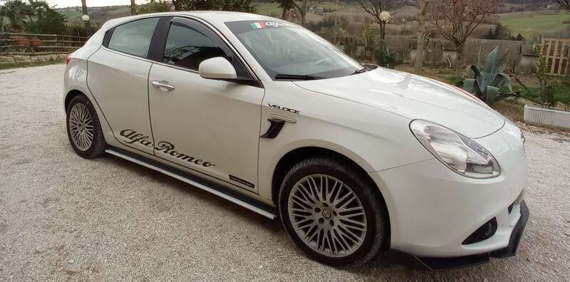 Usato 2012 Alfa Romeo Giulietta 2.0 Diesel 170 CV (8.500 €)