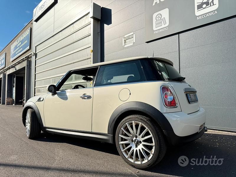 Usata Mini Cooper 2009 Giallo Utilitaria