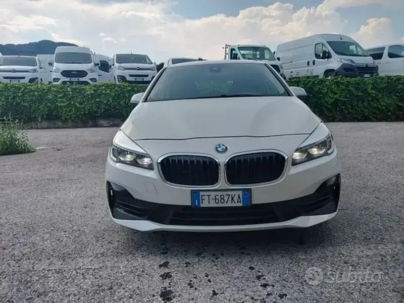 Usata BMW 216 Active Tourer 116 CV (85 kW) 2019 Grigio Monovolume