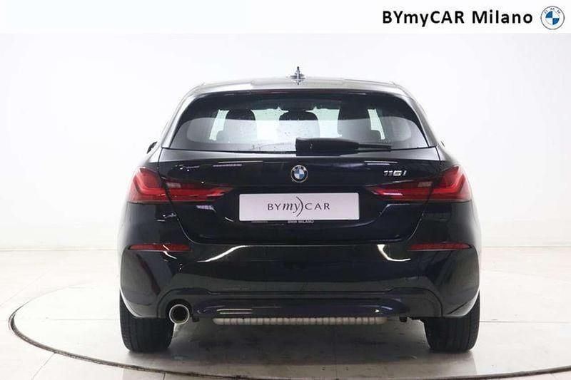 Usata BMW 116 Advantage 109 CV (80 kW) 2021 Nero zaffiro Utilitaria
