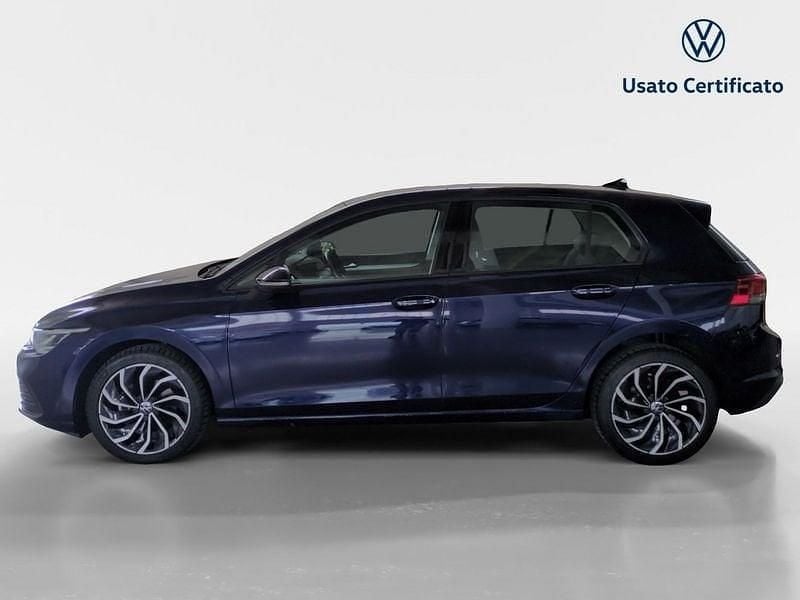 Usata VW Golf VIII Life 116 CV (85 kW) 2021 Utilitaria