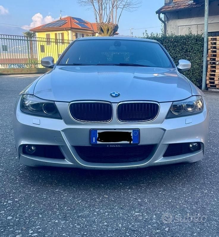 Usata BMW 320 Efficient Dynamics 184 CV (135 kW) 2010 Argento Station wagon