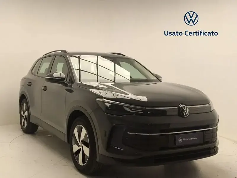 Usata VW Tiguan Life 204 CV (150 kW) 2024 SUV