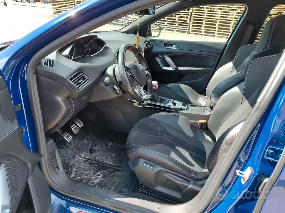 Usata Peugeot 308 GTi 272 CV (200 kW) 2018 Blu Berlina
