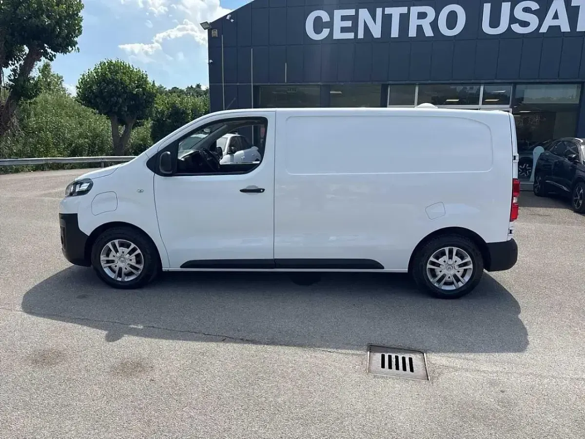 Usata Citroën e-Jumpy 56 kW (77 CV) 2021 Bianco Monovolume