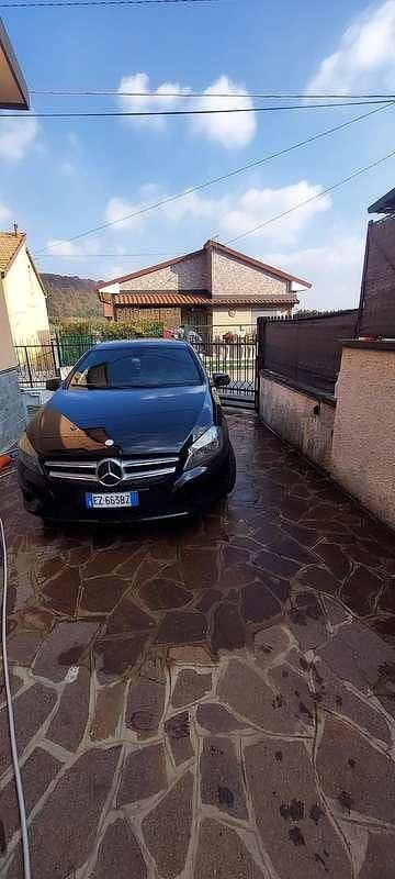 Usata Mercedes A180 Executive 109 CV (80 kW) 2015 Berlina