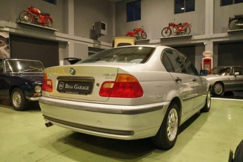 Usata BMW 318 118 CV (86 kW) 1998 Argento Berlina