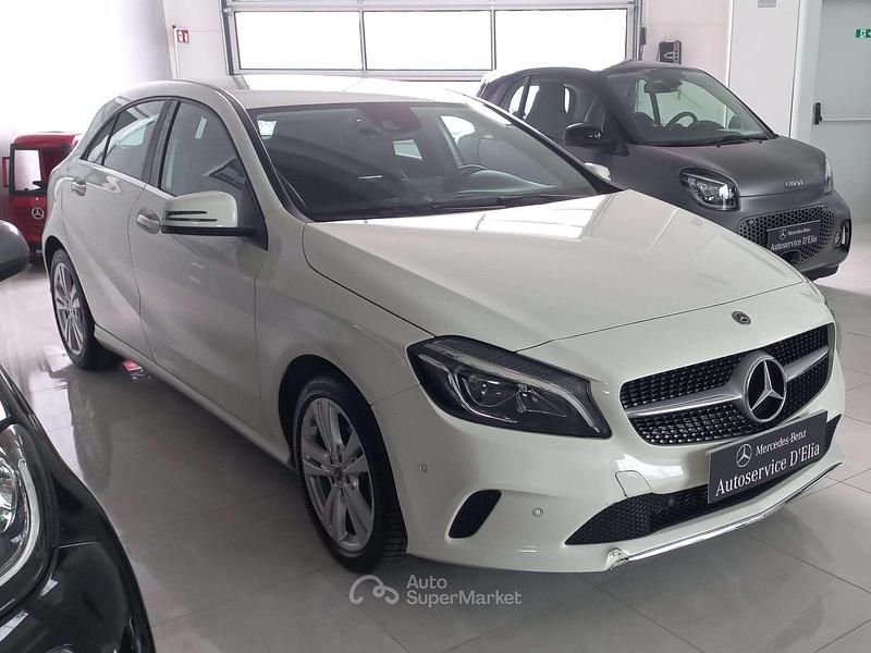 Usata Mercedes A180 109 CV (80 kW) 2018 Bianco Berlina