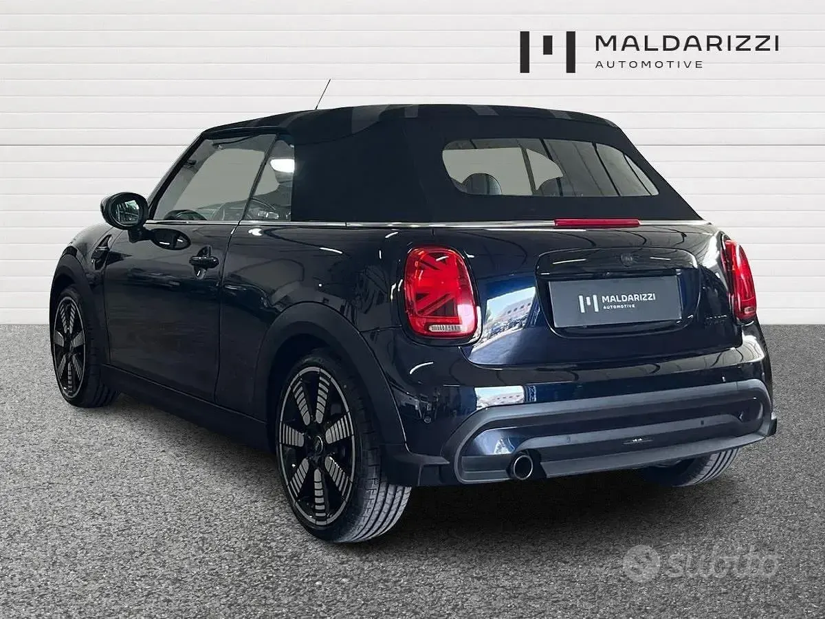 Usata Mini Cooper Cabriolet 136 CV (100 kW) 2023 Nero Cabrio