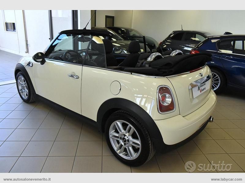 Usata Mini Cooper D Cabriolet 112 CV (82 kW) 2013 Bianco Cabrio