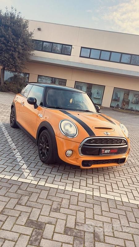 Käytetty Mini Cooper SD 170 HP (125 kW) 2015 Oranssi Viistoperä