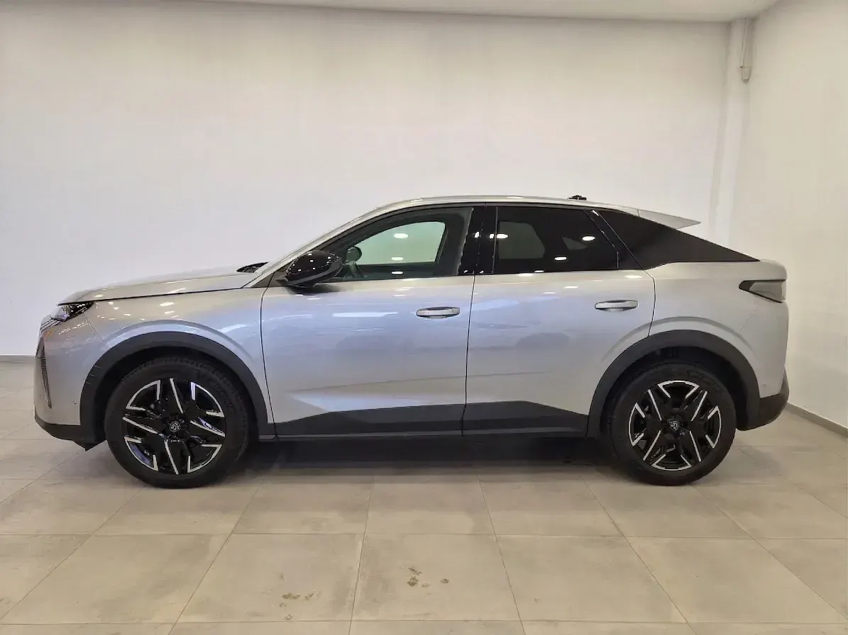 Gebraucht Peugeot 3008 145 PS (106 kW) 2025 Grau SUV
