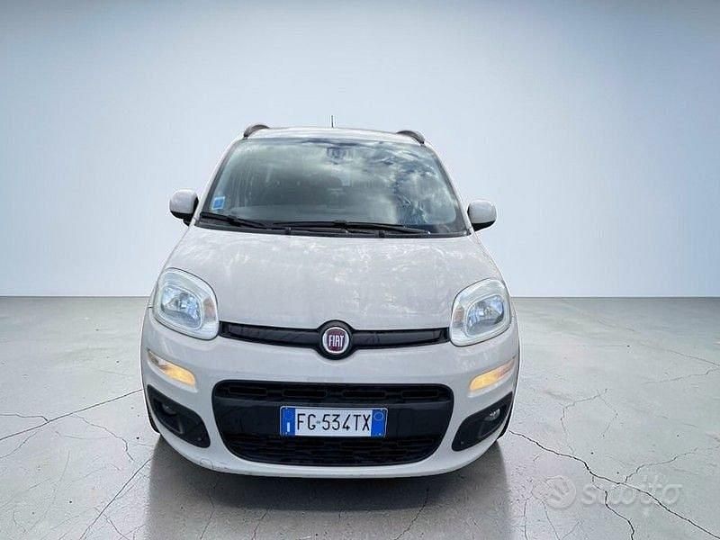 Usata Fiat Panda Easy 84 CV (61 kW) 2016 Beige Utilitaria