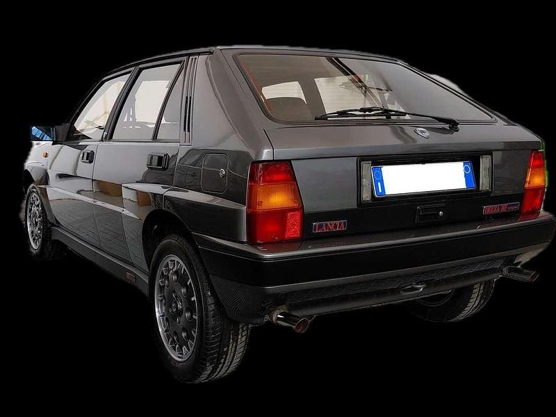 Usata Lancia Delta 181 CV (133 kW) 1989 Argento Utilitaria
