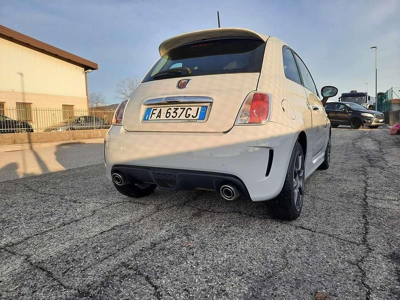 Usata Abarth 595 140 CV (102 kW) 2015 Grigio volo Utilitaria