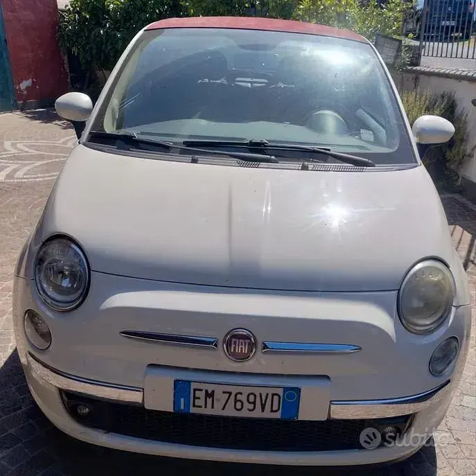 Usata Fiat 500 75 CV (55 kW) 2012 Bianco Cabrio