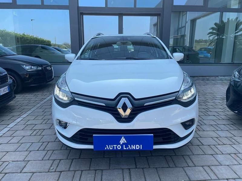 Usata Renault Clio GrandTour Business 90 CV (66 kW) 2019 Bianco Station wagon