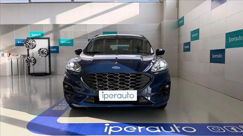 Usata Ford Kuga ST-Line 120 CV (88 kW) 2022 Blu pastello SUV