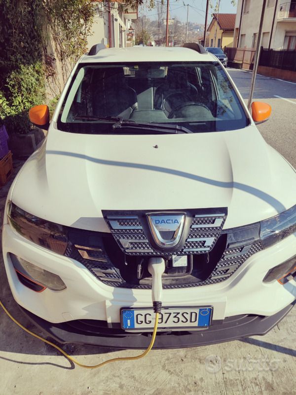 Usata Dacia Spring 33 kW (45 CV) 2021 Bianco Utilitaria