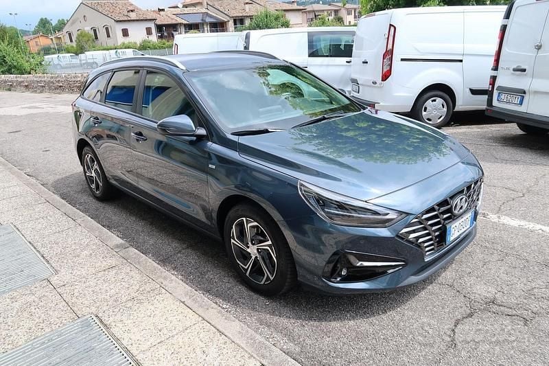 Usata Hyundai i30 Prime 120 CV (88 kW) 2023 Grigio Station wagon