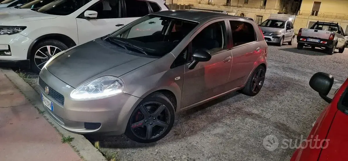 Usata Fiat Grande Punto 90 CV (66 kW) 2008 Utilitaria