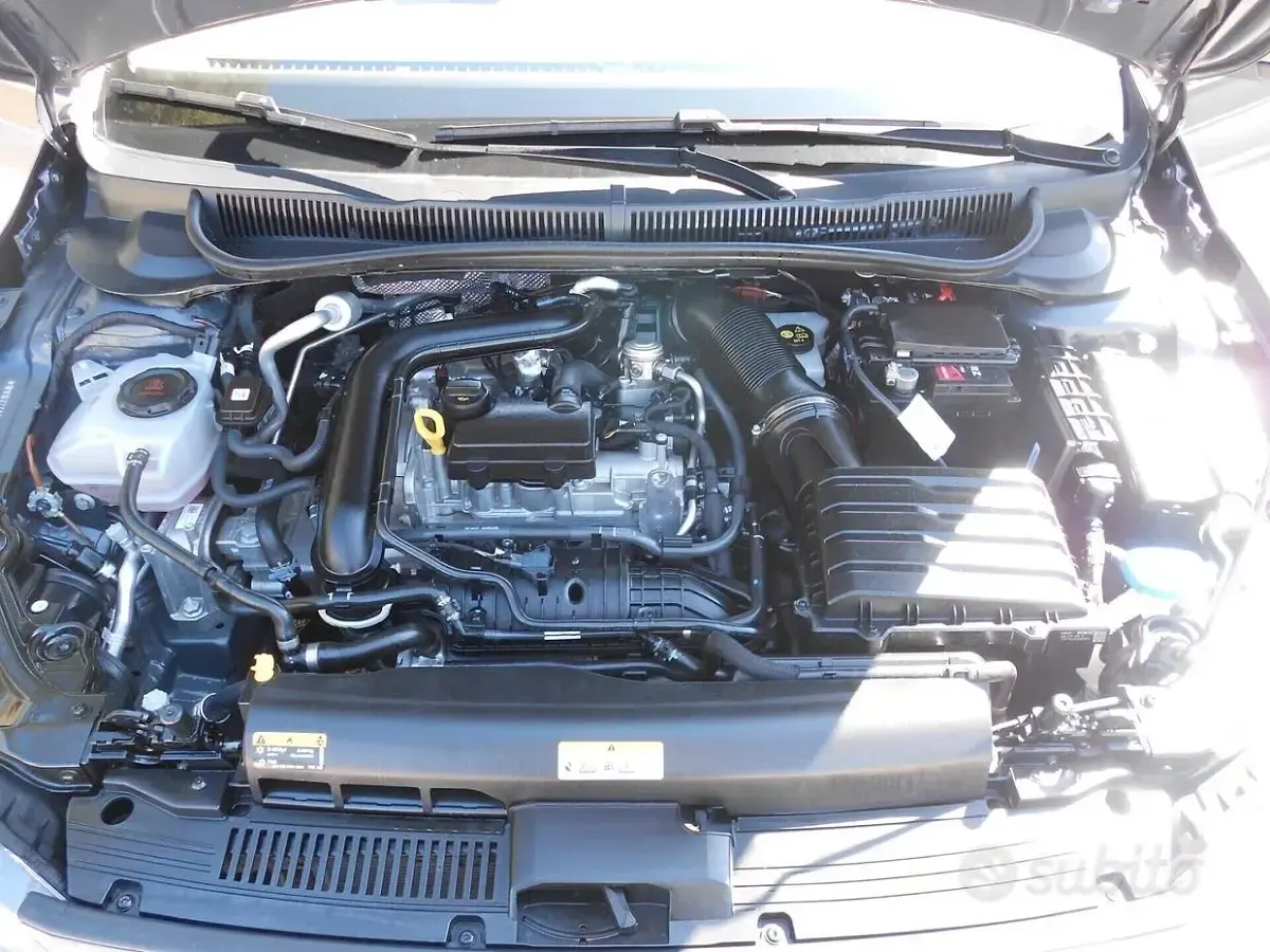 Usata VW Polo 95 CV (69 kW) 2021 Grigio Utilitaria