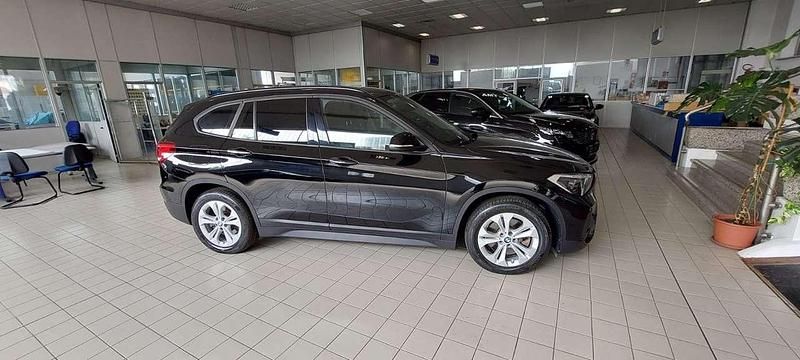 Usata BMW X1 Advantage 125 CV (91 kW) 2021 Nero SUV