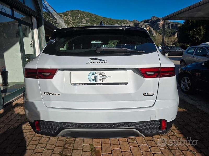 Usata Jaguar E-Pace R-Dynamic 150 CV (110 kW) 2019 Bianco SUV