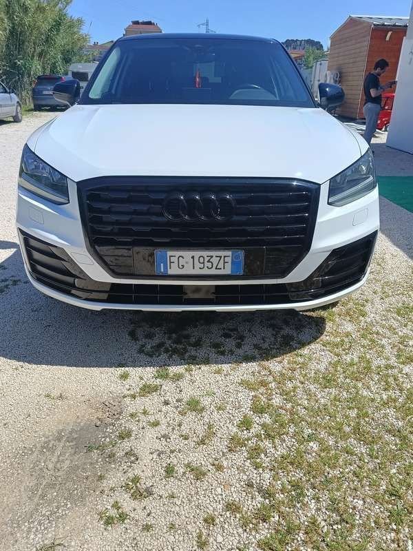 Usata 2017 Audi Q2 Ambiente SUV | 16.500 € (Molto cara) - Immagine 1/4