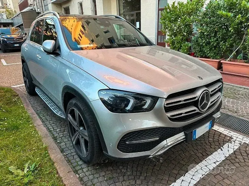Usata Mercedes GLE300 AMG line 245 CV (180 kW) 2019 Argento SUV