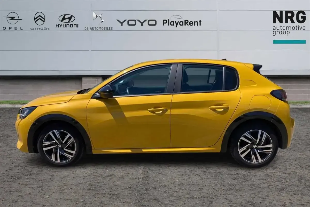 Usata Peugeot 208 Allure 102 CV (75 kW) 2023 Giallo Utilitaria