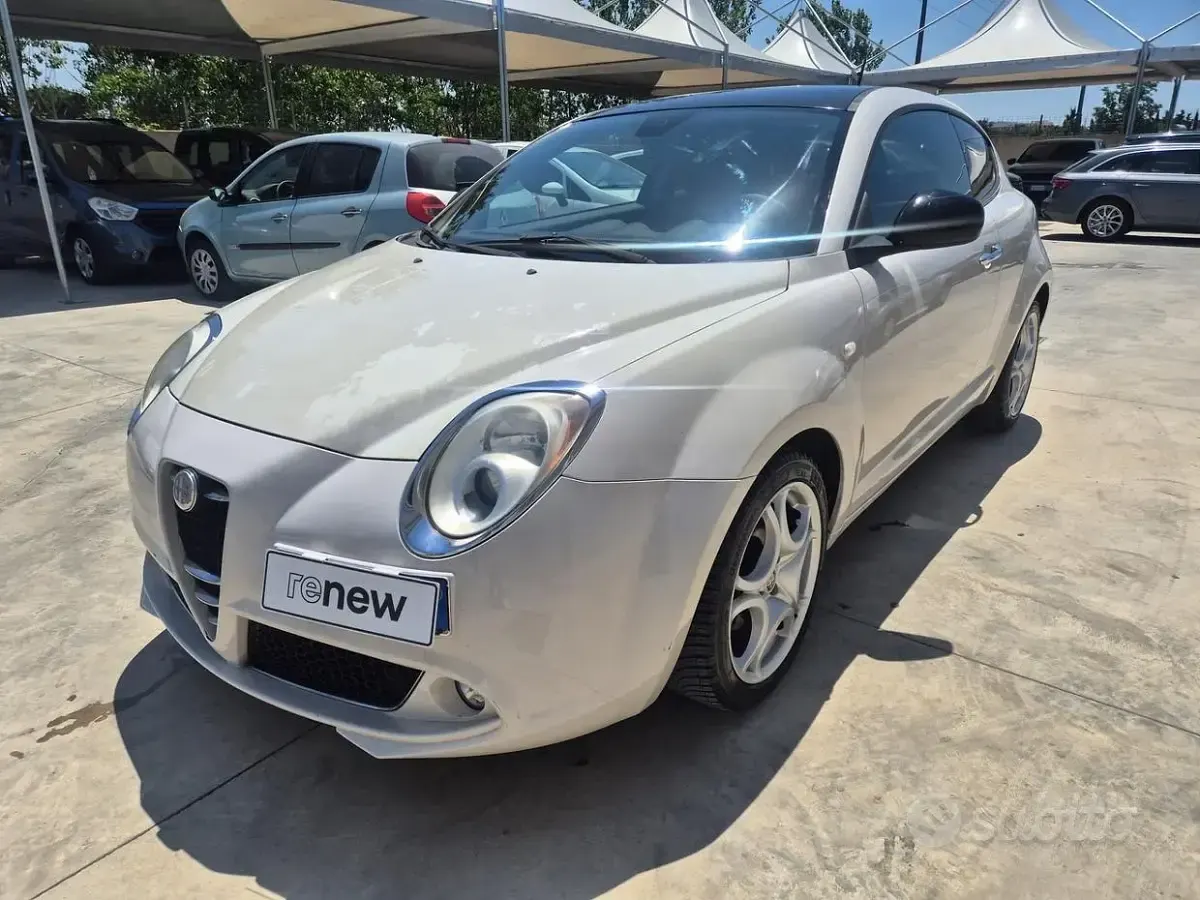 Usata Alfa Romeo MiTo Distinctive 120 CV (88 kW) 2009 Bianco Utilitaria