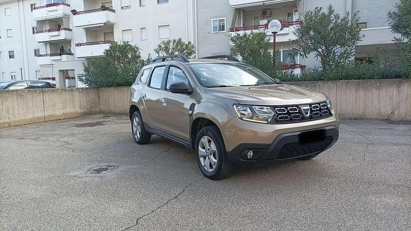 Bronzo Usata 2019 Dacia Duster Comfort SUV | 11.500 € (Buon prezzo) - Immagine 1/4