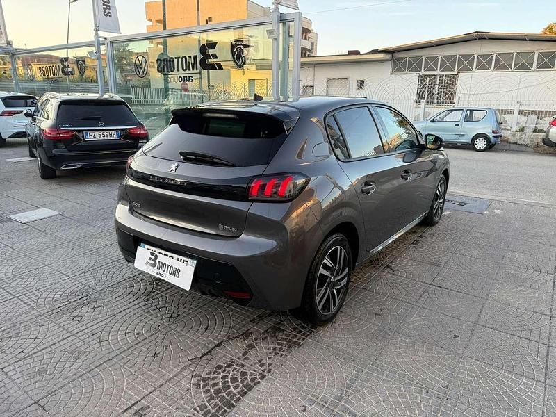 Usata Peugeot 208 Allure 102 CV (75 kW) 2021 Grigio Utilitaria