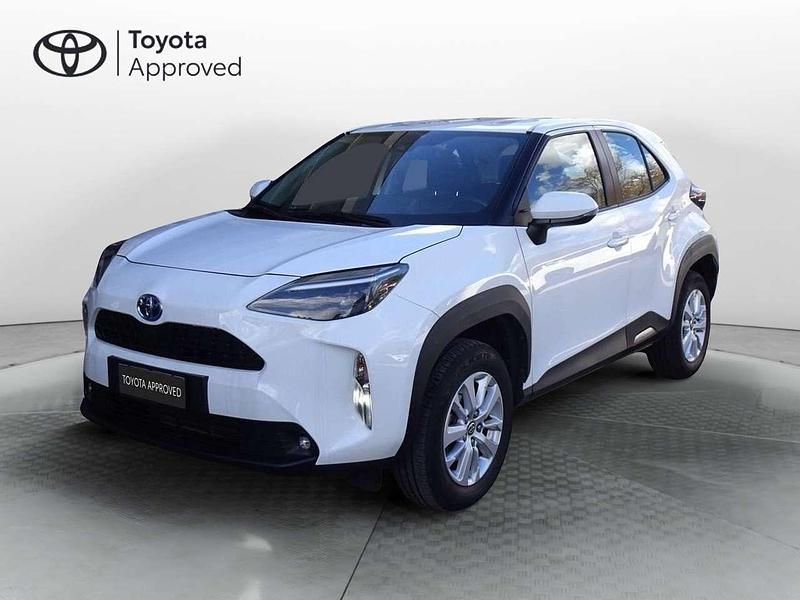 Usata Toyota Yaris Cross Active 116 CV (85 kW) 2021 Bianco SUV