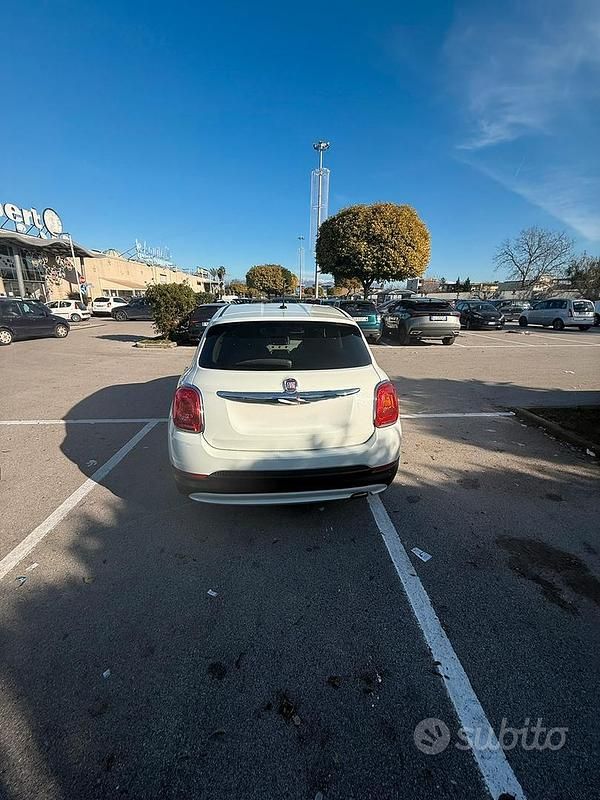 Usata Fiat 500X 120 CV (88 kW) 2016 Bianco SUV