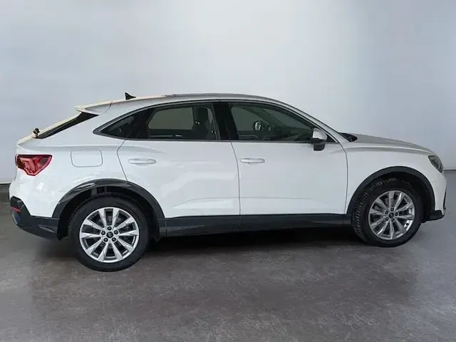 Usata Audi Q3 Sportback Business Plus 150 CV (110 kW) 2021 Bianco SUV