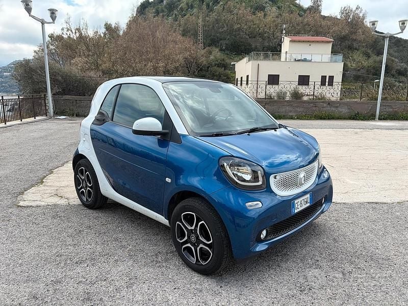 Usata Smart ForFour 2016 Utilitaria