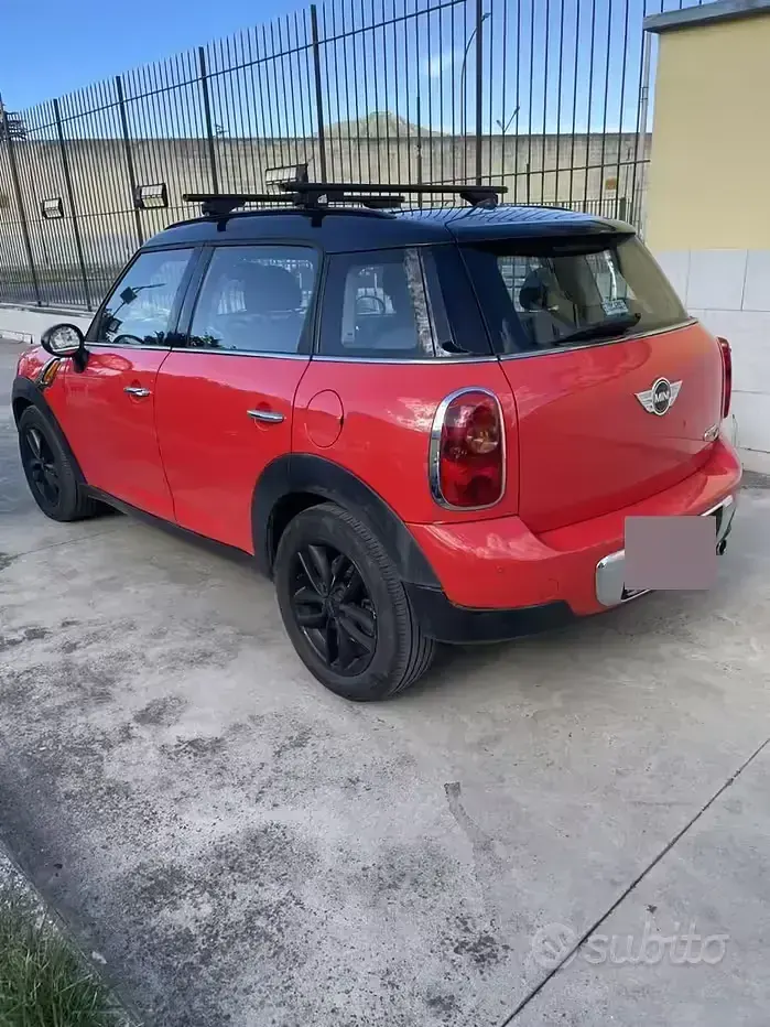 Usata Mini Countryman 111 CV (81 kW) 2012 Rosso SUV