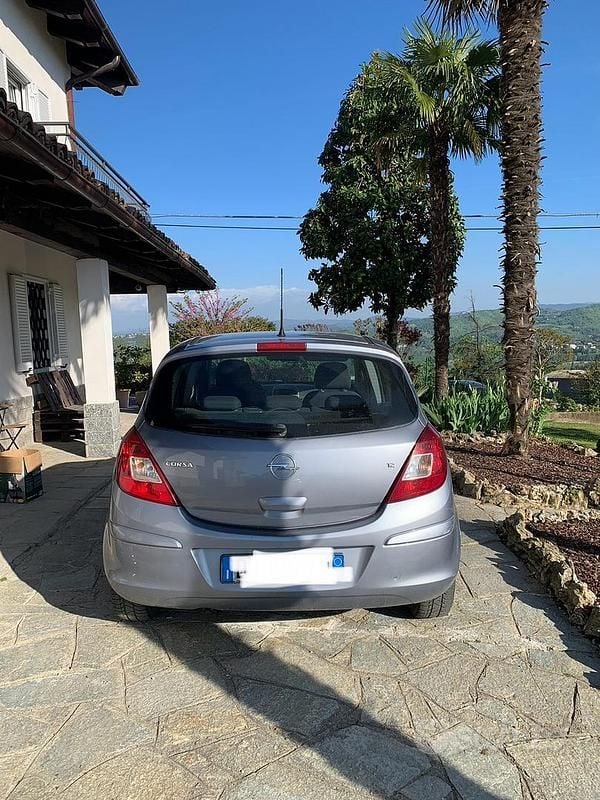 Usata Opel Corsa Club 80 CV (58 kW) 2007 Blu Utilitaria