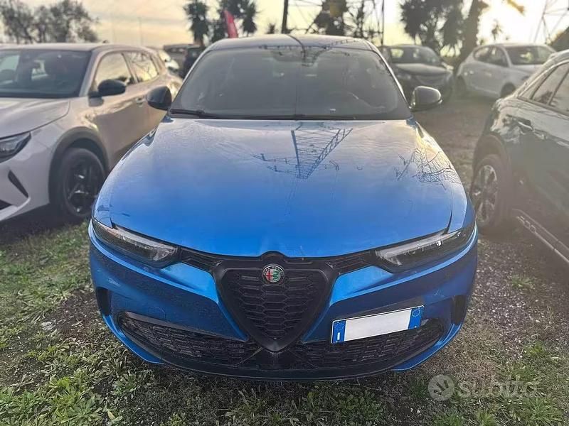 Usata Alfa Romeo Tonale Sprint 130 CV (95 kW) 2024 Blu SUV