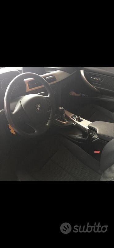 Usata BMW 318 143 CV (105 kW) 2014 Bianco Station wagon