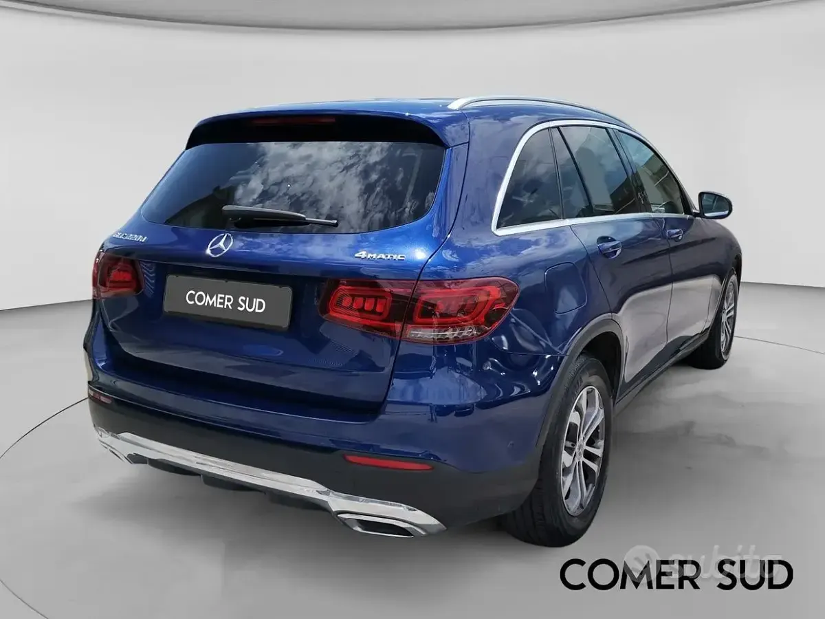 Usata Mercedes GLC220 194 CV (142 kW) 2019 Blu SUV