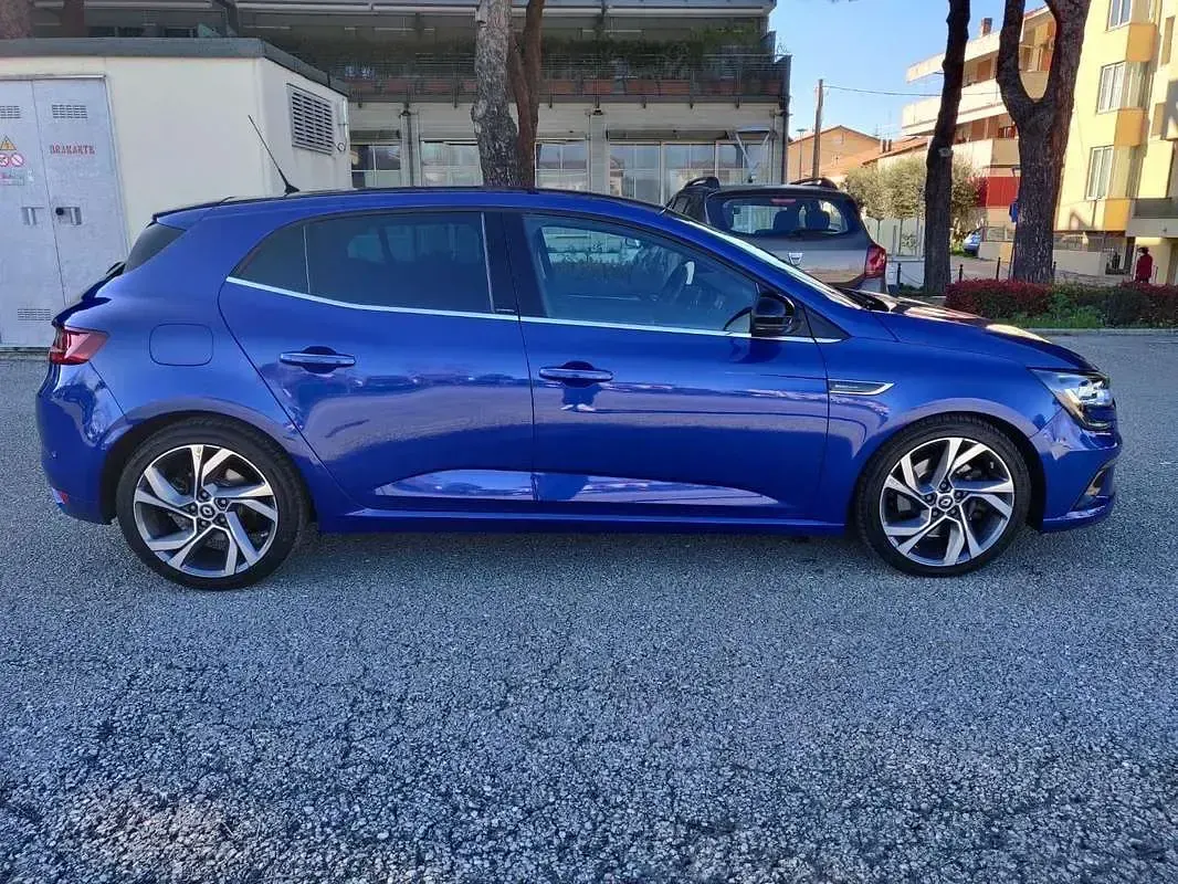 Usata Renault Mégane IV GT 165 CV (121 kW) 2017 Berlina