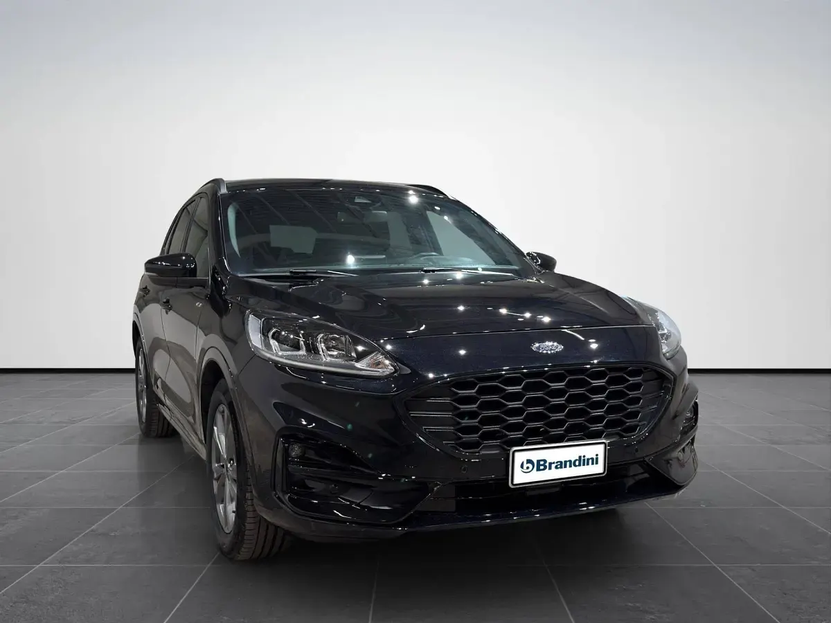 Usata Ford Kuga ST-Line 152 CV (111 kW) 2023 Blu SUV