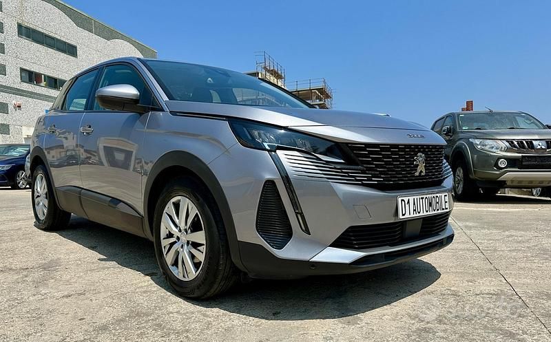 Usata Peugeot 3008 Active 130 CV (95 kW) 2021 Grigio Station wagon