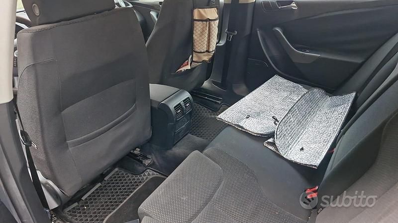 Usata VW Passat 140 CV (102 kW) 2006 Berlina