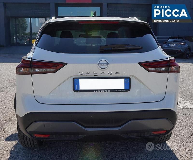 Usata Nissan Qashqai N-Connecta 140 CV (102 kW) 2023 Bianco SUV