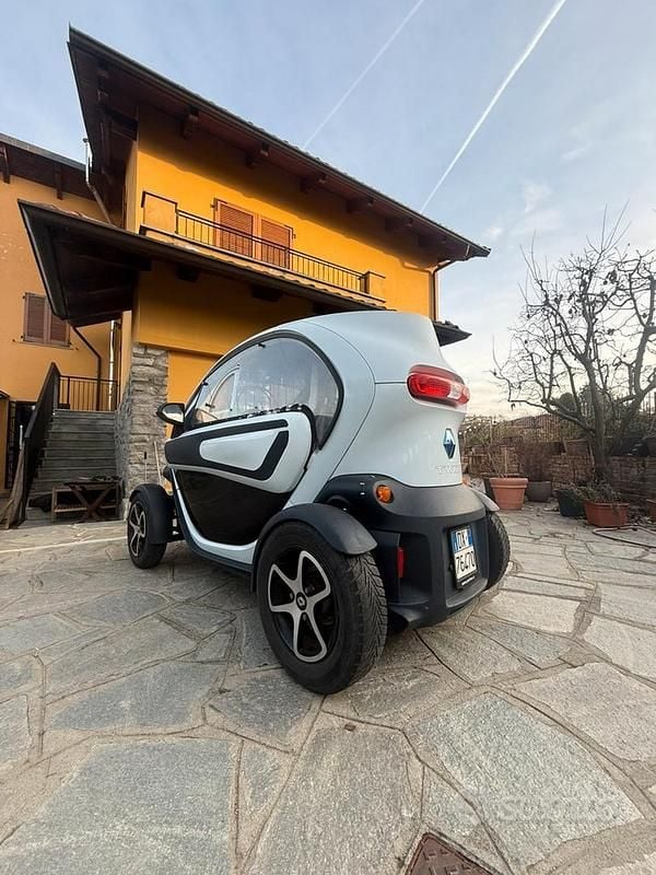 Usata Renault Twizy Technic 13 kW (18 CV) 2012 Bianco Utilitaria