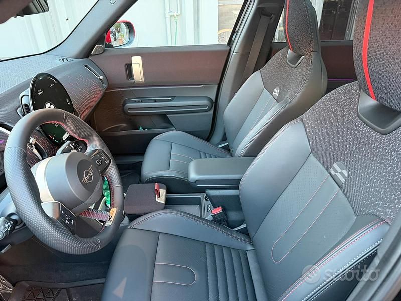 Usata Mini John Cooper Works Countryman 300 CV (220 kW) 2025 Nero SUV